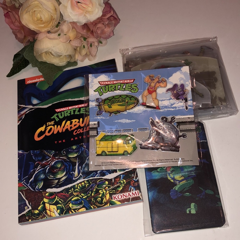 TMNT Cowabunga Collection Limited ARTBOOK ART BOOK Cards Pins and Access